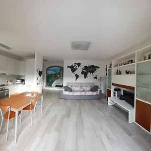 Casa Di Sofia E Oscar Lago Di Como Canzo